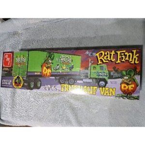 AMT Rat Fink Truck Model Kit - AMT1292 New Sealed Box